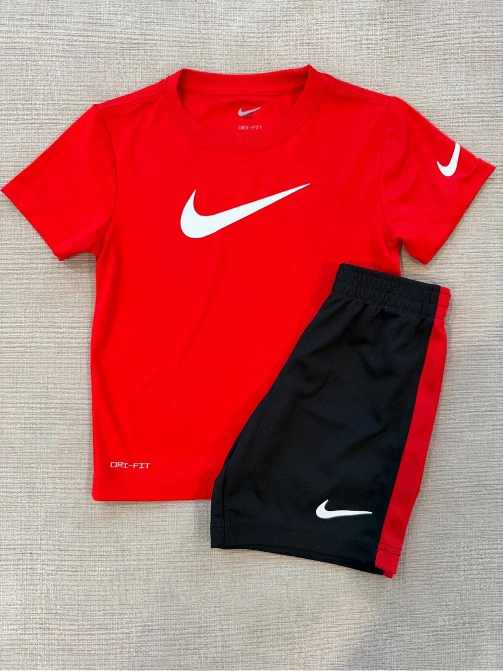 Boys Nike Dri-FIT Performance Set - Size 5